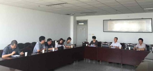 河北民族师范学院文学与传媒学院来伟德官网中文系考察交流