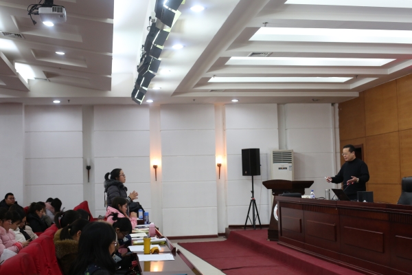 伟德官网中文系教授王相文应邀为长春师范大学文学院举办学术讲座